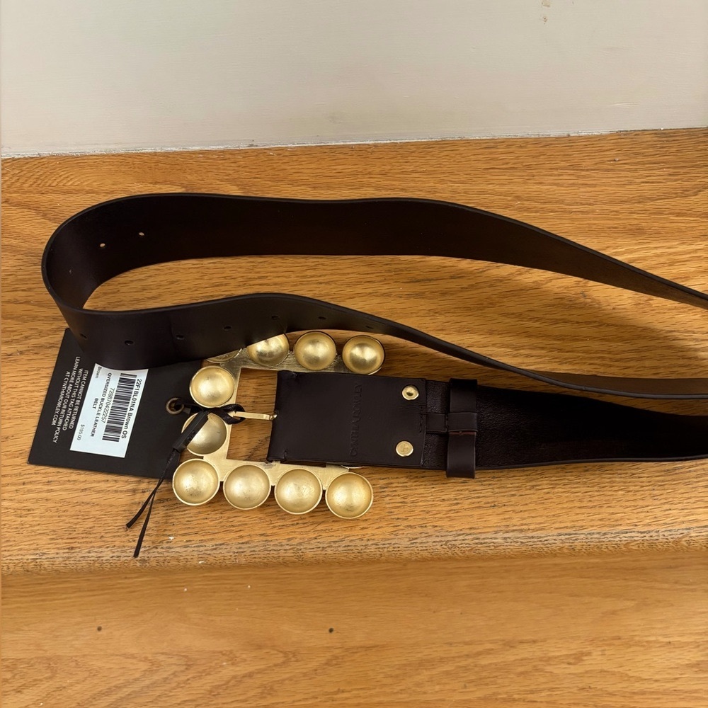 Cynthia Rowley Oversized Buckle belt. Dark brown leather. Gold buckle. - Picture 3 of 3